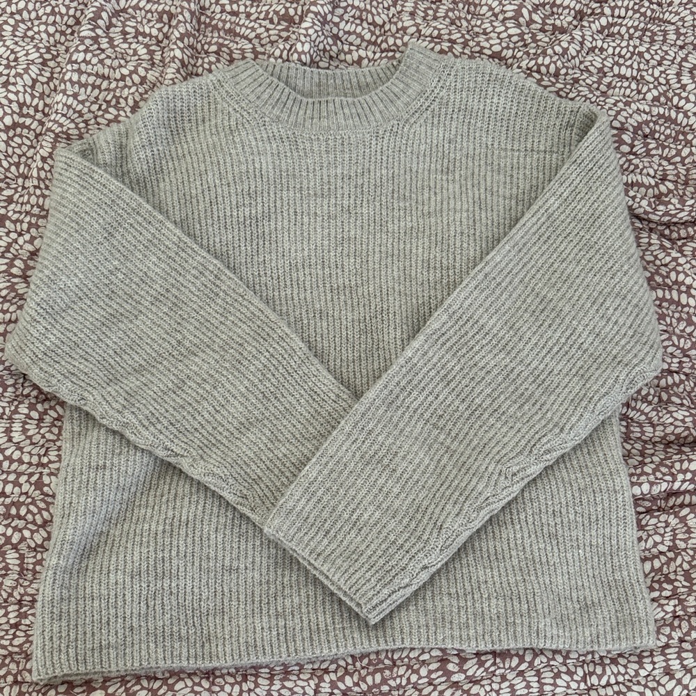 Wool Knit Crewneck Sweater